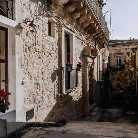La Lanterna Μόντικα